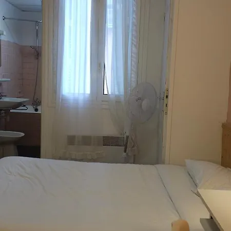 Coerona 3* Lourdes